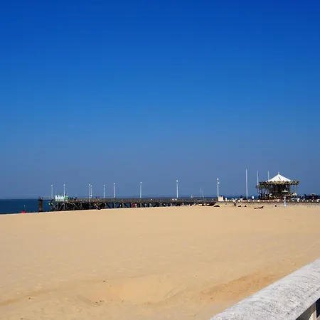 Апартаменты Pour 6 En Centre-ville D'arcachon Avec Terrasse, Parking Et Wifi - Fr-1-474-174 Аркашон