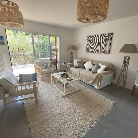Apartment Pour 6 En Centre-ville D'arcachon Avec Terrasse, Parking Et Wifi - Fr-1-474-174 *